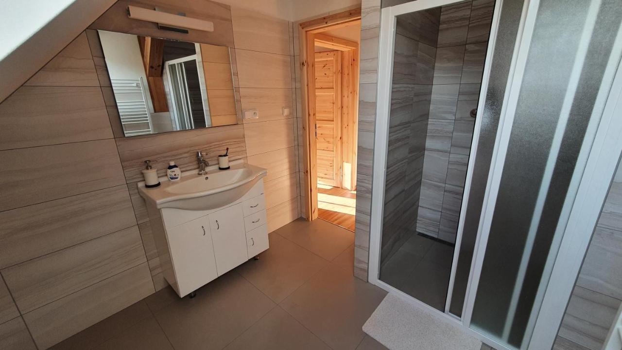 Apartmany Orlice Cervena Voda Luaran gambar